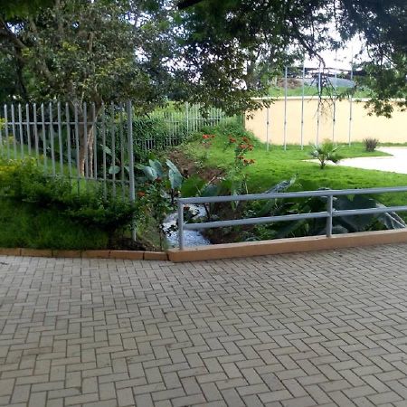 Hotel Desderia Mbeya Bagian luar foto