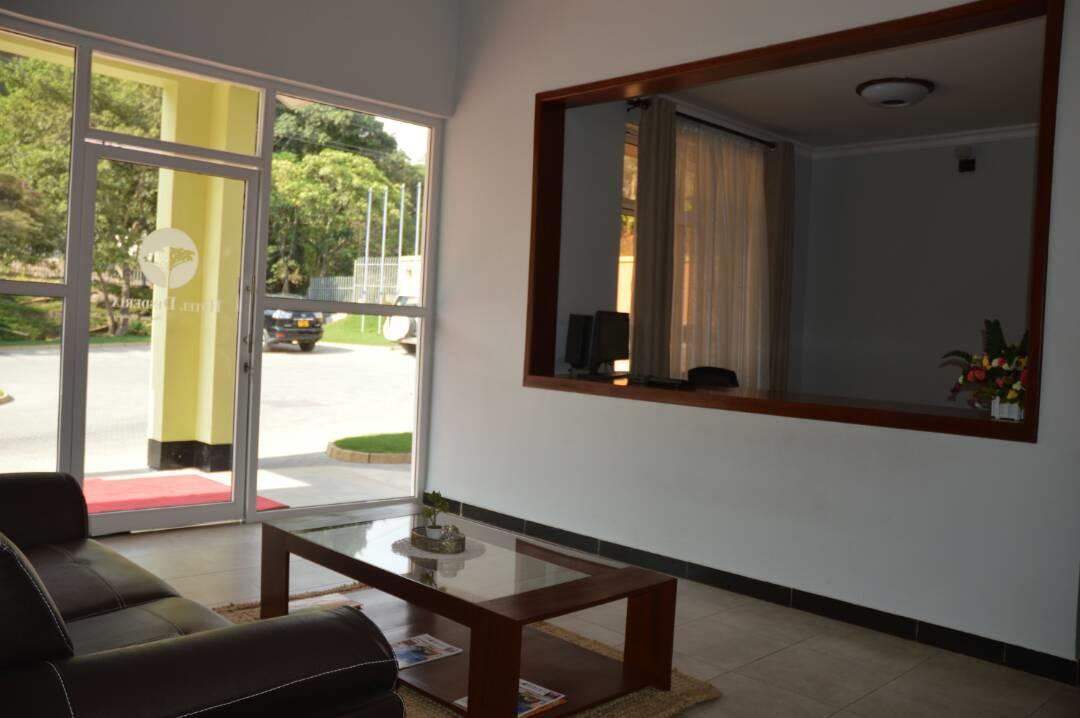 Hotel Desderia Mbeya Bagian luar foto