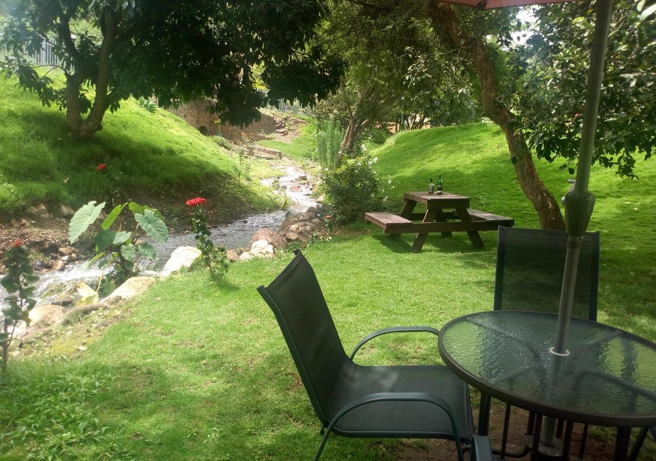 Hotel Desderia Mbeya Bagian luar foto